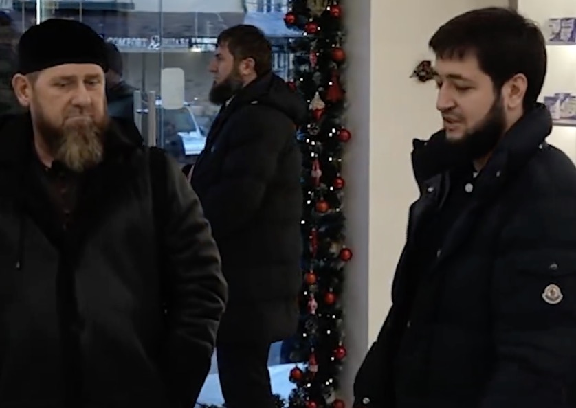 Рамзан Кадыров на открытии аптеки Darba Pharmacy