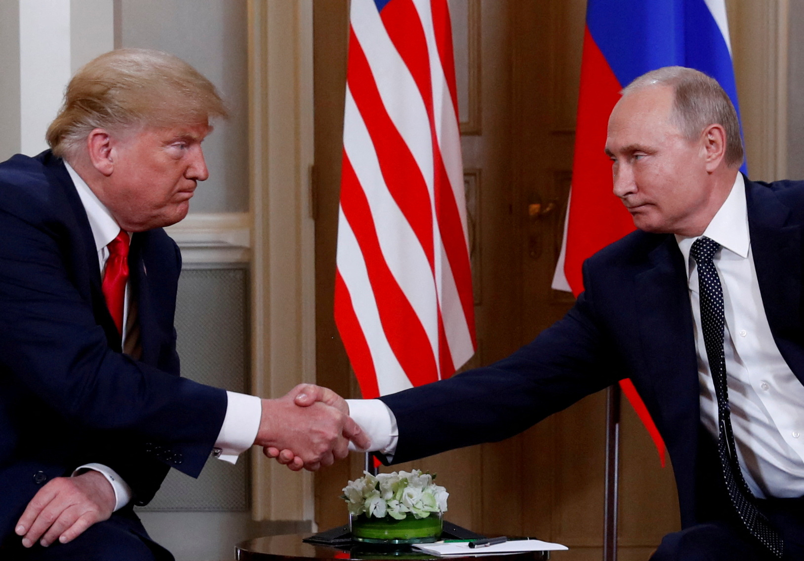 Путин и Трамп поговорили по телефону