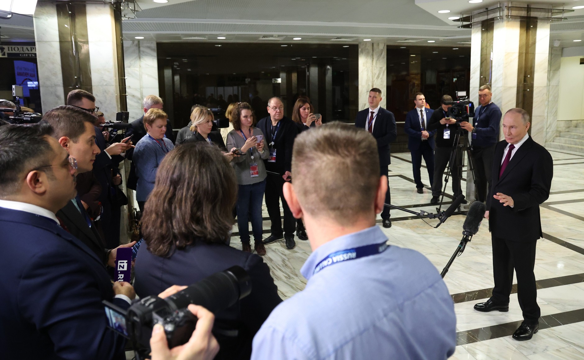 Владимир Путин пригрозил «отрезать Украину от моря» после ударов по танкерам и заявил о готовности к войне с Европой