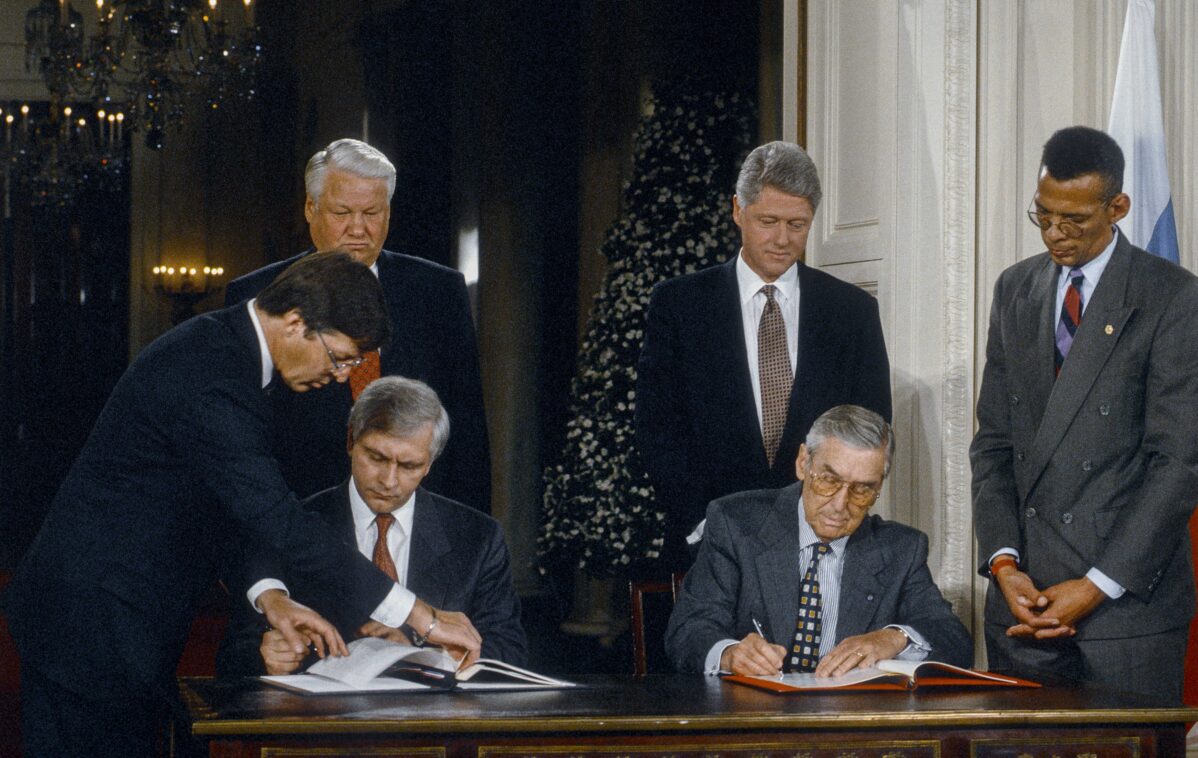 Сергей Лавров&nbsp;— один из&nbsp;немногих оставшихся в&nbsp;России топ-политиков «допутинских времён»
