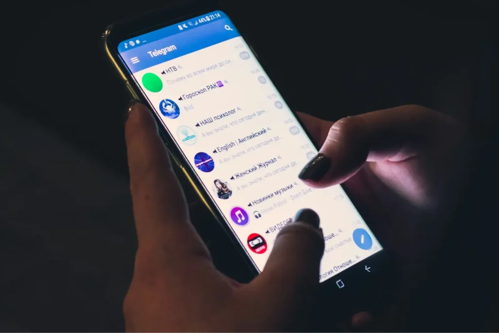 Ускорить работу Telegram может прокси-сервер: промежуточный сервис, перенаправляющий через себя связь с&nbsp;серверами мессенджера