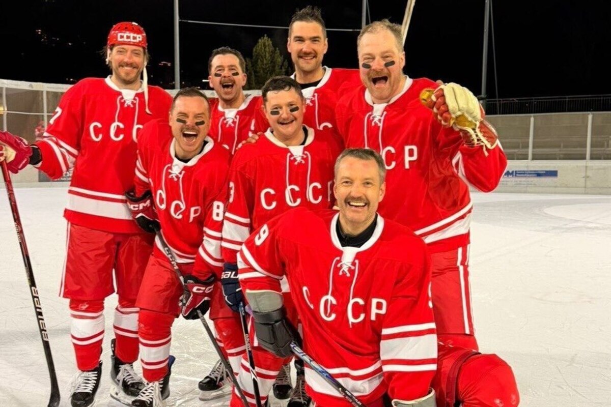 Скандальный девелопер Евгений Суворов провёл в Санкт-Морице любительский турнир по хоккею «Кубок миллиардеров»