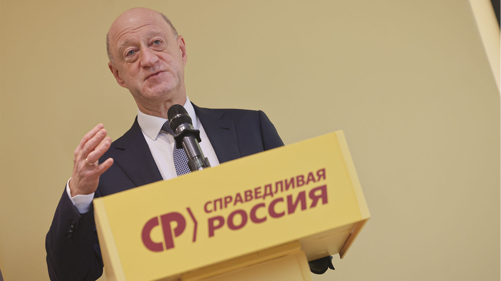 В «Справедливой России» может смениться глава партии после «небольшой травмы» у Сергея Миронова