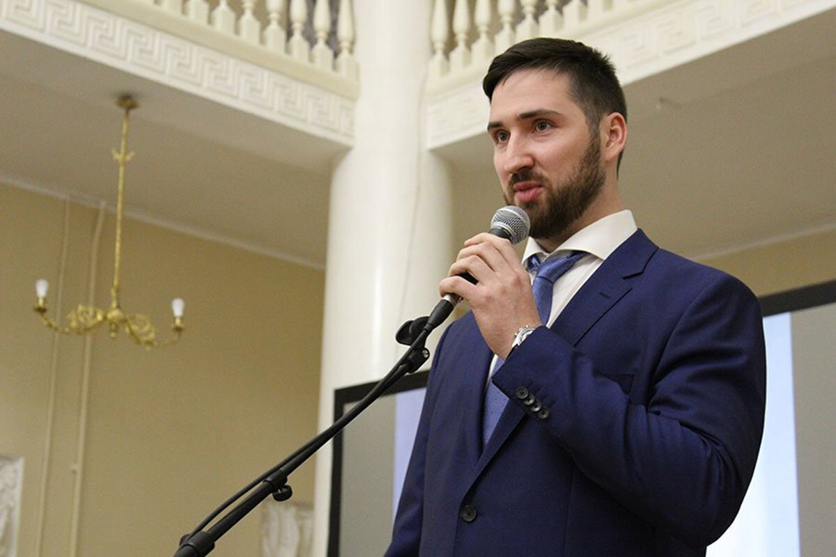 Продавцом «Комсомольской правды» медиахолдингу Алины Кабаевой оказался номинал Владимира Путина